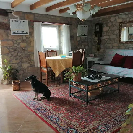 Room In Guest Room - Esthers Farmhouse Maison d'hôtes Beranga